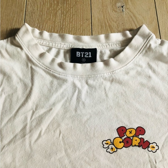 BT21 RJ Jin Official Merch Pop Corn T Shirt Size M BTS - Picture 4 of 9